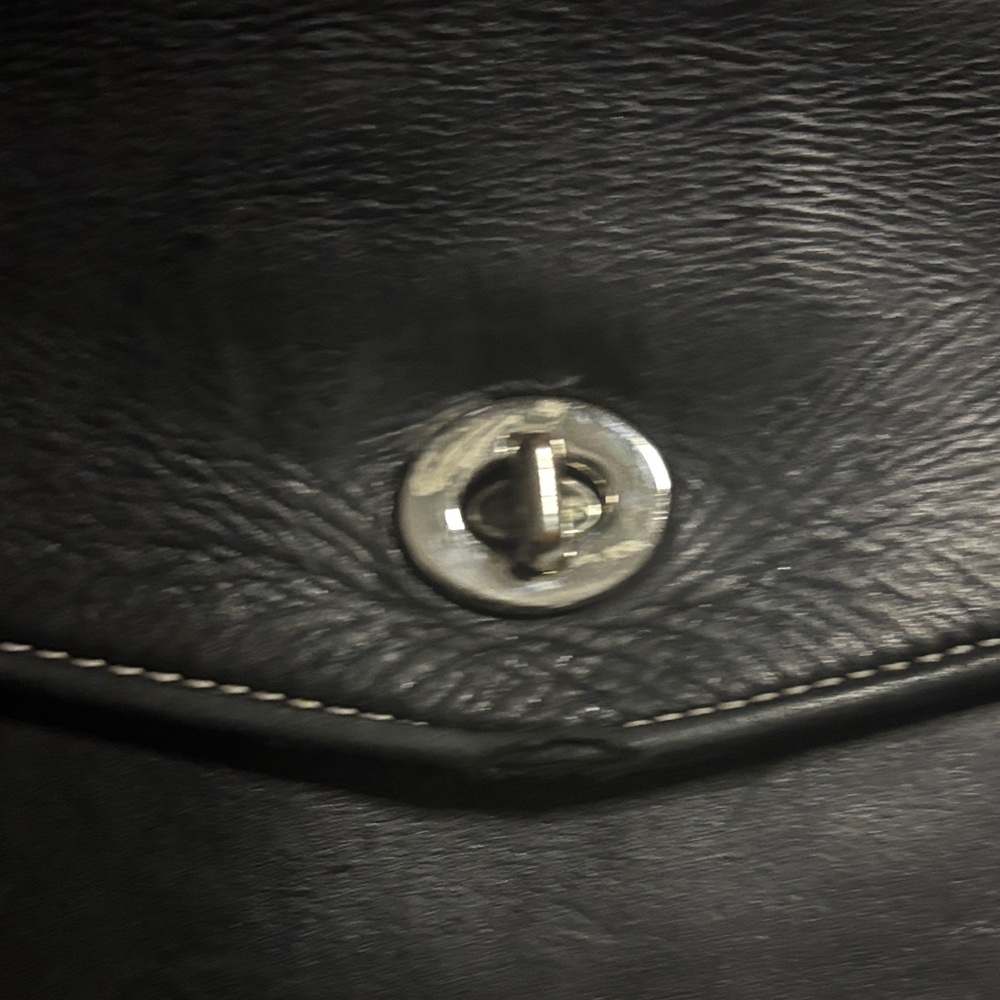 Coach Vintage Attache Messenger Bag F06457 Crossbody Black Leather - Picture 2 of 13